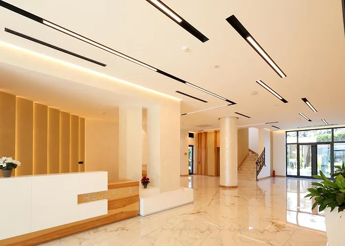 Grand White City Hotel