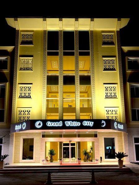 Hotel Grand White Berat