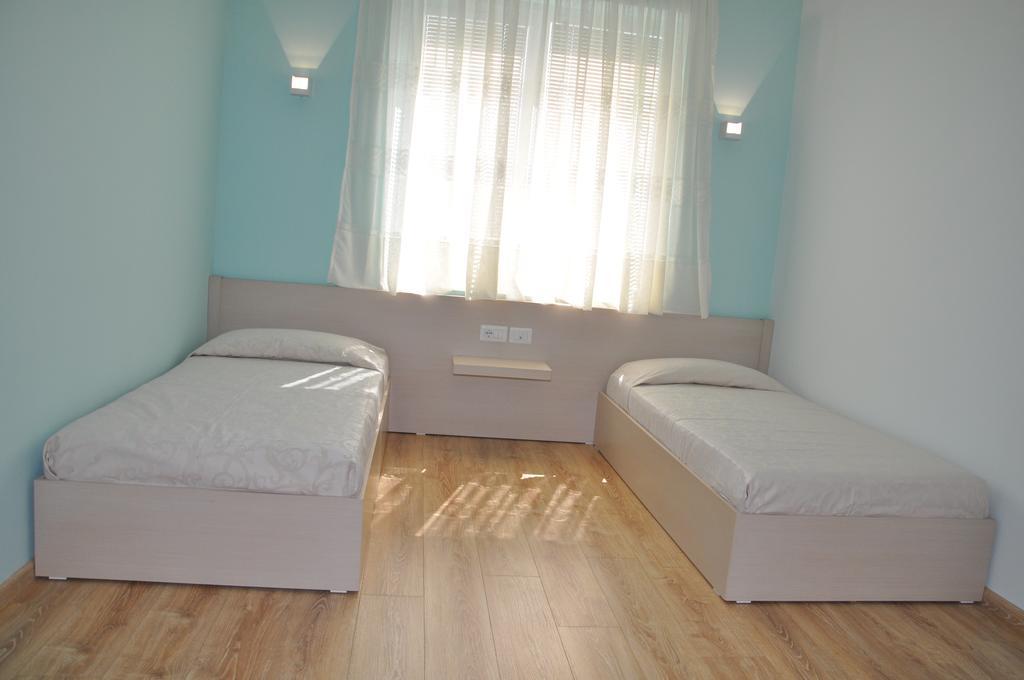 Hotel Grand White 4*
