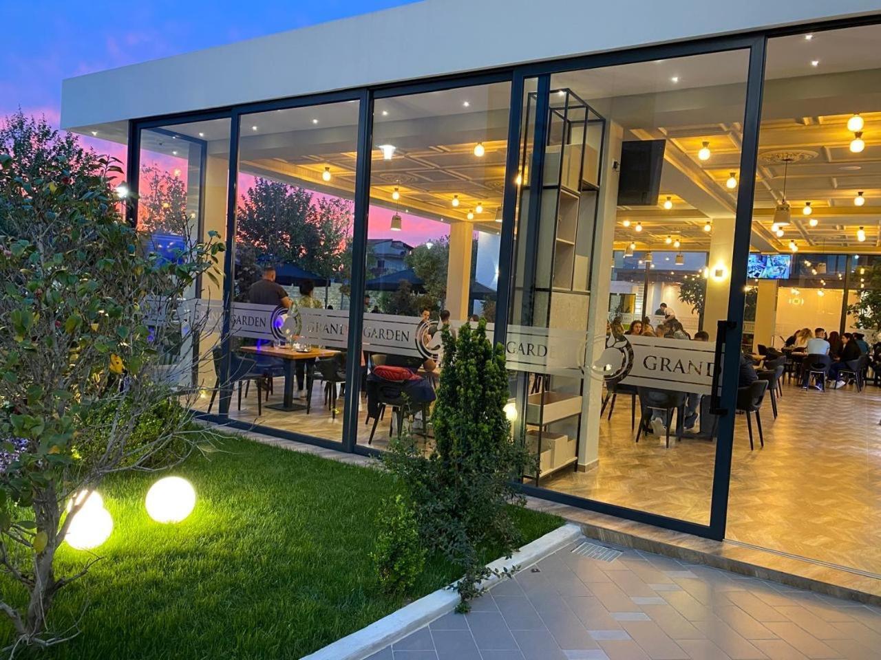 Grand White Hotel 4*