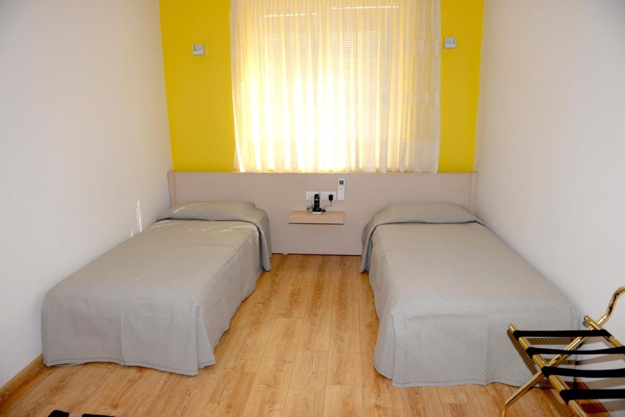 Hotel Grand White 4*