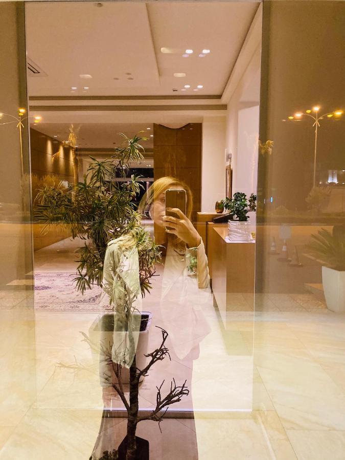 Grand White Hotel 4*