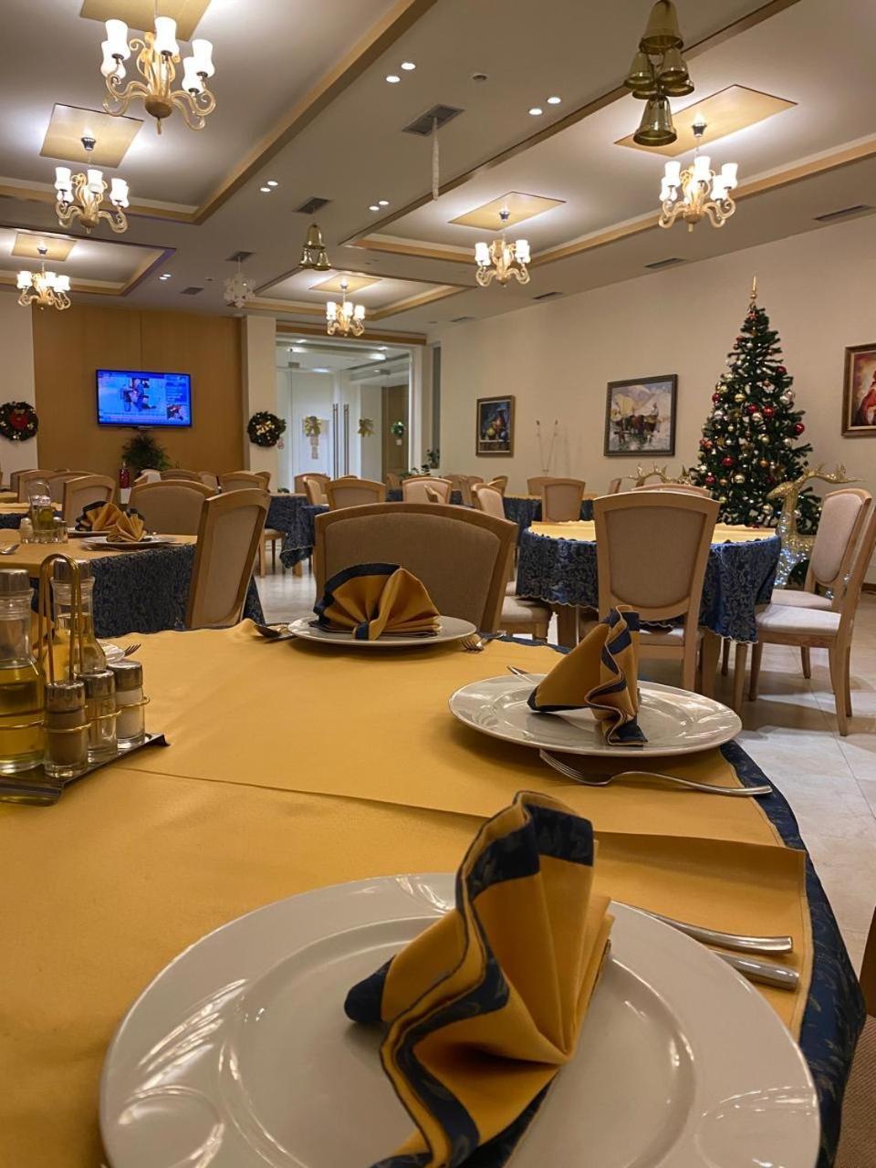 Grand White Hotel 4*